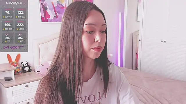 kittenrisha Chat XXX in diretta