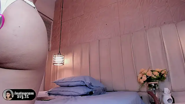 Chat +18 de avy_st ao vivo