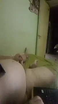 Chat XXX en directo de Eze_mole