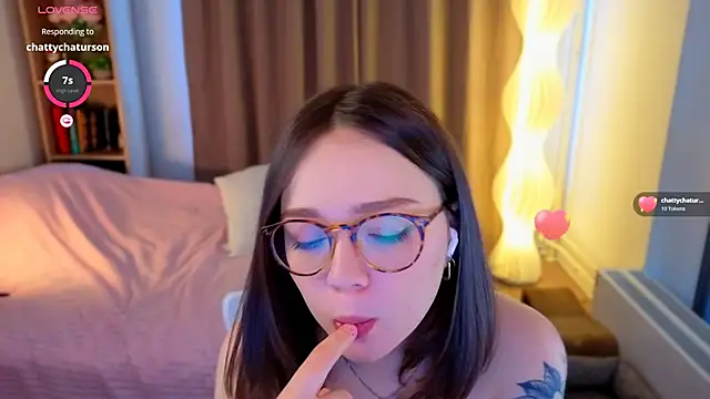 MilenaSaint: απευθείας συνομιλία ΧΧΧ