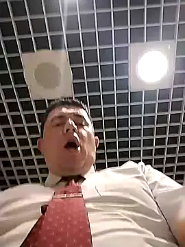 BigCristh79 – Naživo XXX chat