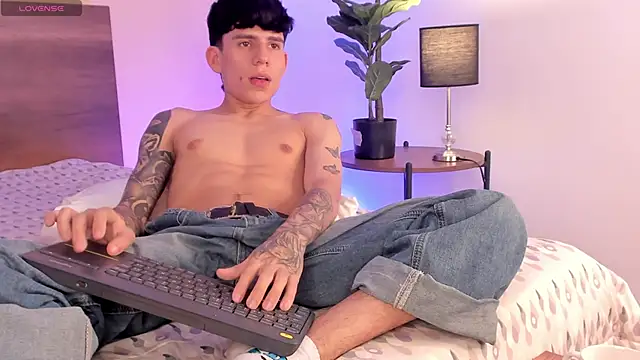 Angel_eros_ – Naživo XXX chat