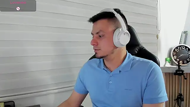 Rick_Adams 现场XXX聊天