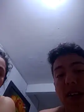 Jcp1-9: διαδικτυακό σόου στην κάμερα