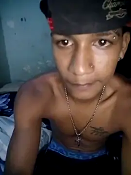 dan30_cm লাইভ XXX চ্যাট