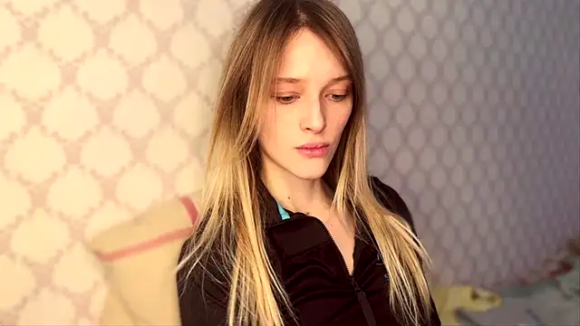 StarFrom_Hell Adlı Modelin Canlı XXX Sohbeti