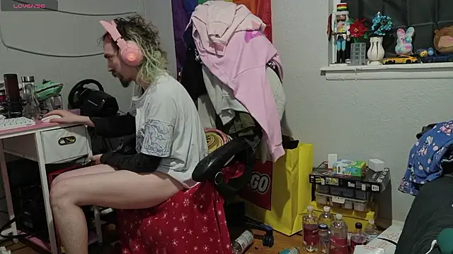 tallnerdyguy Adlı Modelin Canlı XXX Sohbeti