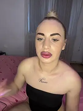 RuxyCatrinan Webbikameraesitys