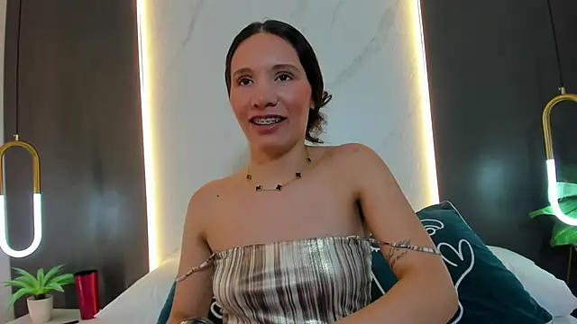 Chat XXX Live valeryn__rosse