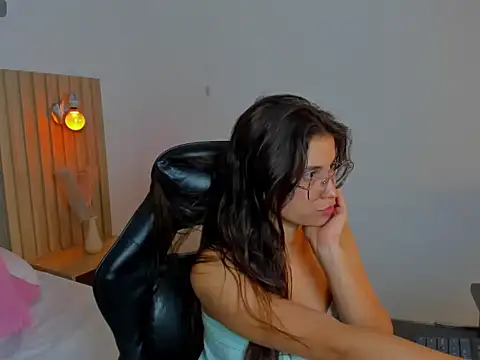 scarlett_rosse_x: онлайн-секс-чат