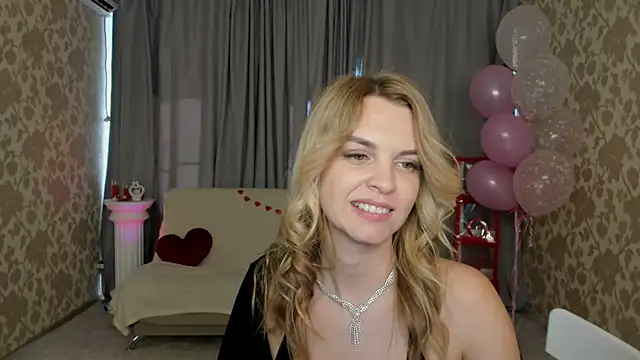 دردشة LunaFlinn الجنسية المباشرة