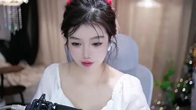 CecilyのライブXXXチャット