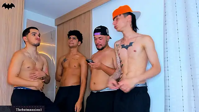 TheBatMansion webkamerás műsora