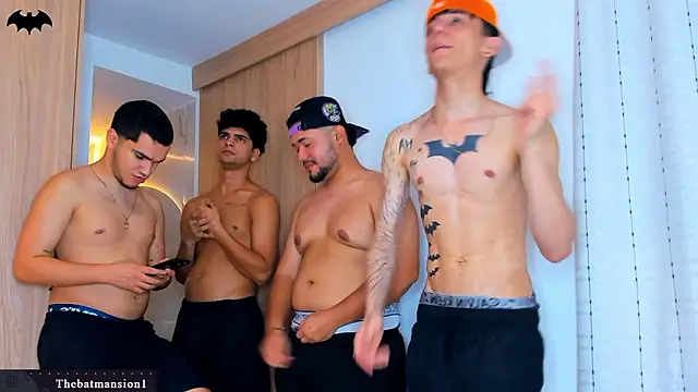 TheBatMansion Pertunjukan Webcam