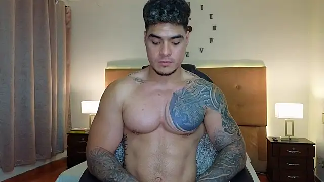 Pertunjukan Kamera Web Steven_Velez