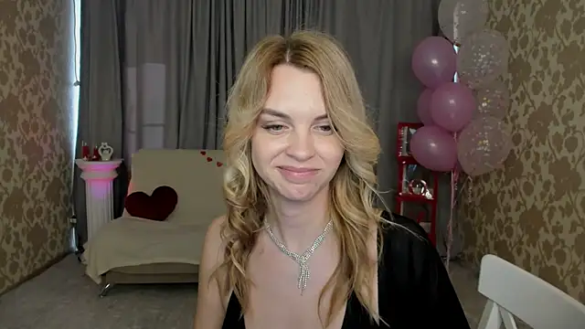 LunaFlinn's Live XXX Chat