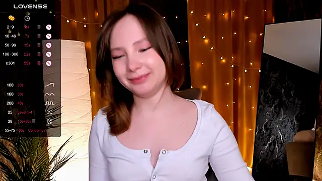 LanaBlu_のライブXXXチャット