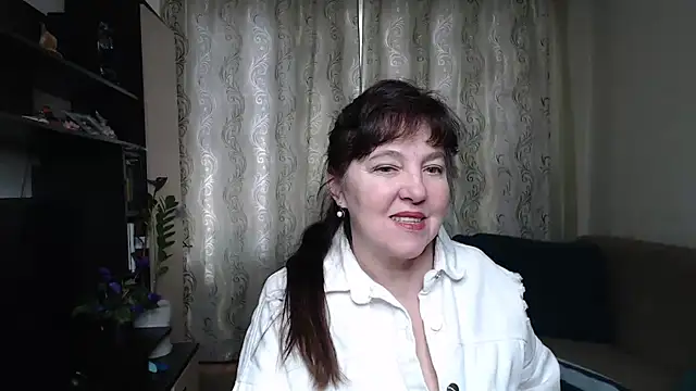 Illusionq Chat XXX in diretta