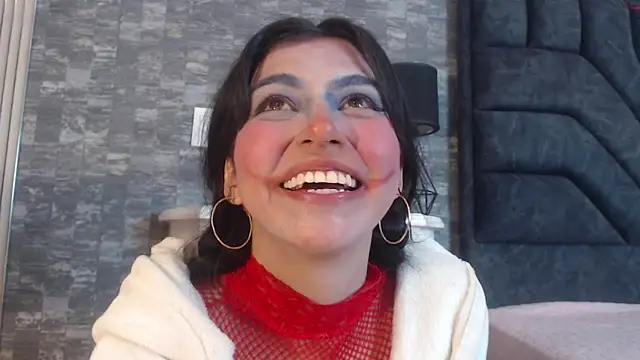 Онлайн чат XXX Keila_Fg