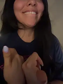 Онлайн чат XXX PetitLumiere