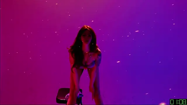 TNT-Sister Chat XXX in diretta