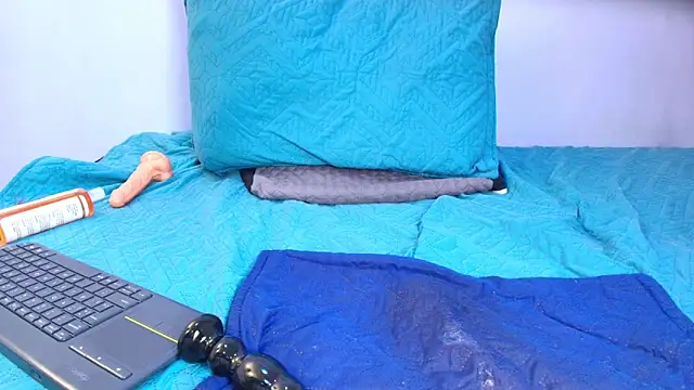 melany_roberts_'s Webcam Show