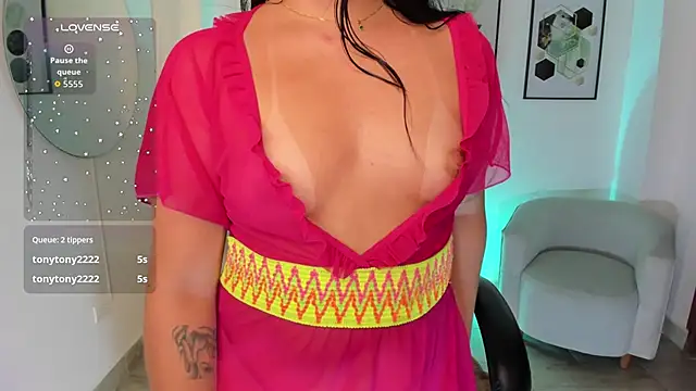 Natasha_Kiim_ 现场XXX聊天