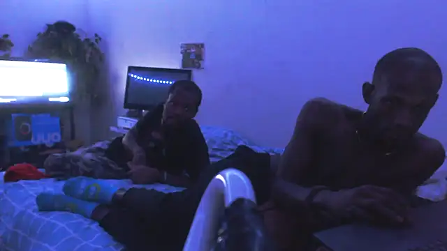 Вебкам-шоу BigDickLeo2020