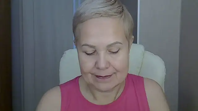 Madam-Madam Pertunjukan Webcam