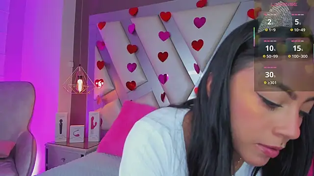 Chat +18 de Amber_villalobos_ ao vivo