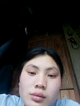 Chat +18 de Hilary-123 ao vivo