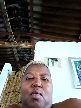 treasure_hunny Adlı Modelin Web Kamerası Şovu