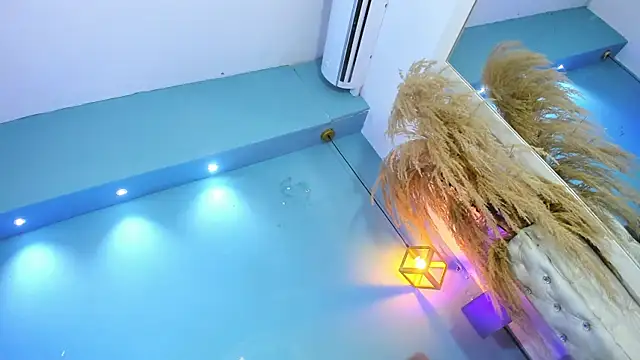 Ruby_rosie Show in webcam