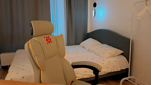 Chat +18 de yourrdanceteacher ao vivo