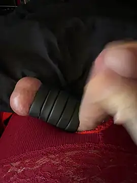 Show modela 69FanausFR na web-kameri