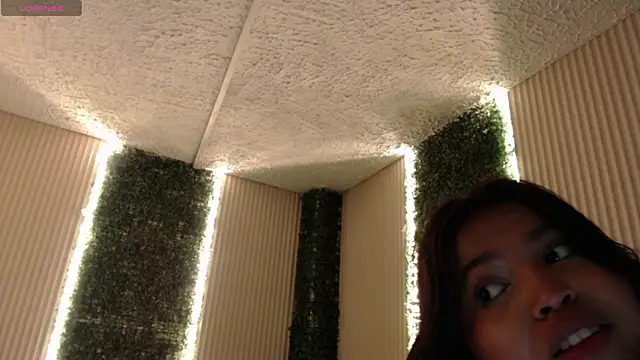 liliana_pinkn Live XXX chat