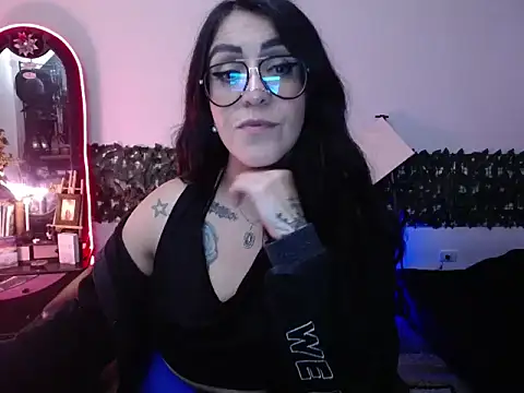 Anastasiabasst__ Adlı Modelin Canlı XXX Sohbeti