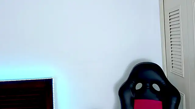 دردشة vanessa_saquirt الج نسية المباشرة