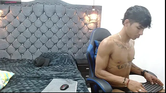 Вебкам-шоу luka_big18