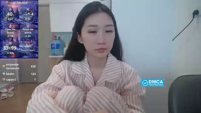 Chat XXX en directo de Asiagirll