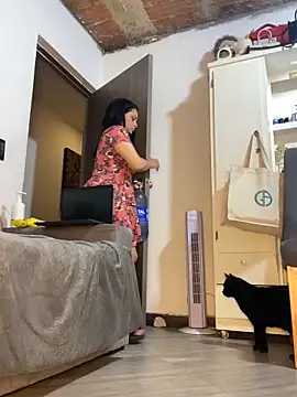 XXX chat uživo modela Kataliina