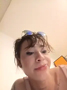 Онлайн чат XXX stormytt_