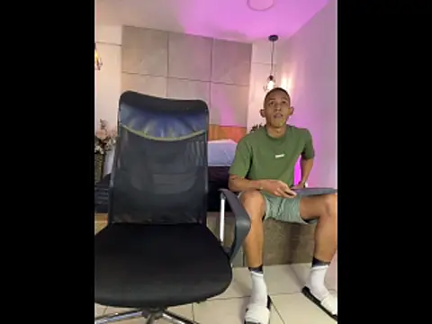 B_Wild Live XXX Chat