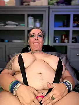 dieseldame1313: онлайн-секс-чат