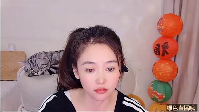 Coco-Sweetie – Naživo XXX chat