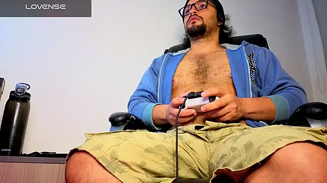 Chat +18 de Ernesto-Rodriguez82 ao vivo