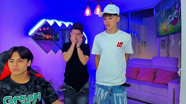 Houseofwarrios' Live XXX Chat