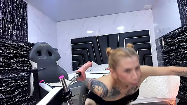 Živý XXX chat Ladyy_Scarlett