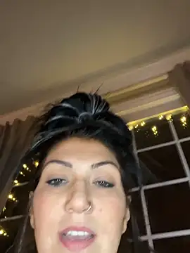 LittleMissEeve's Live XXX Chat