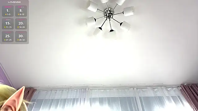 GlaydsLeveto: διαδικτυακό σόου στην κάμερα